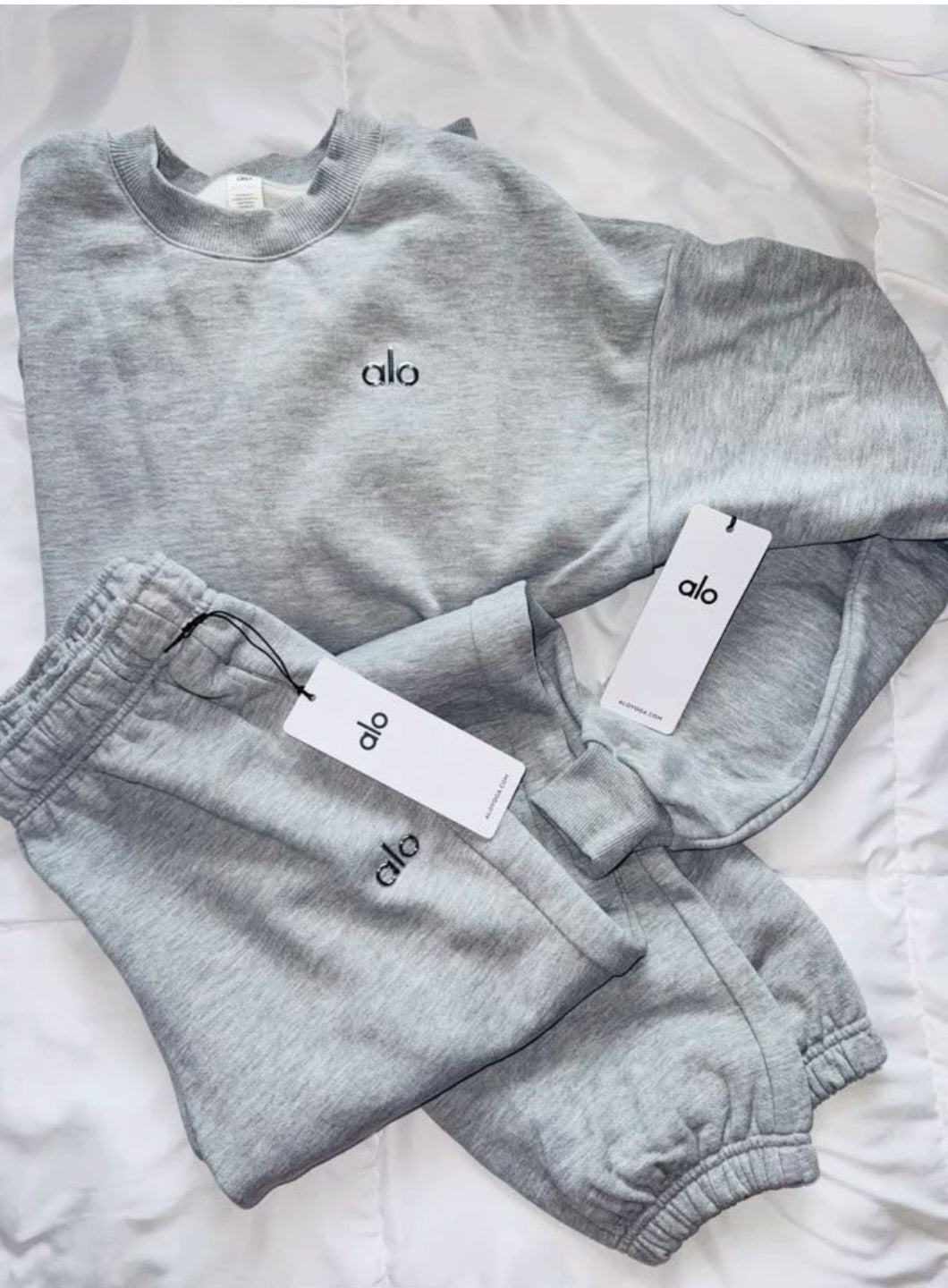 Alo tracksuit/gym wear