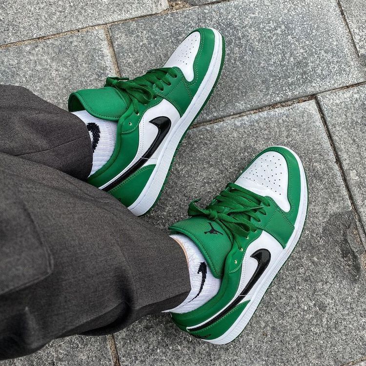 Nike Airforce 1s